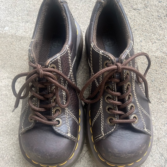 Vintage Dr Marten Brown Low Tops with Flowers - Picture 4 of 7